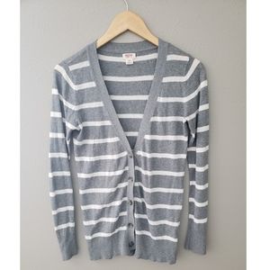 Grey & white cardigan